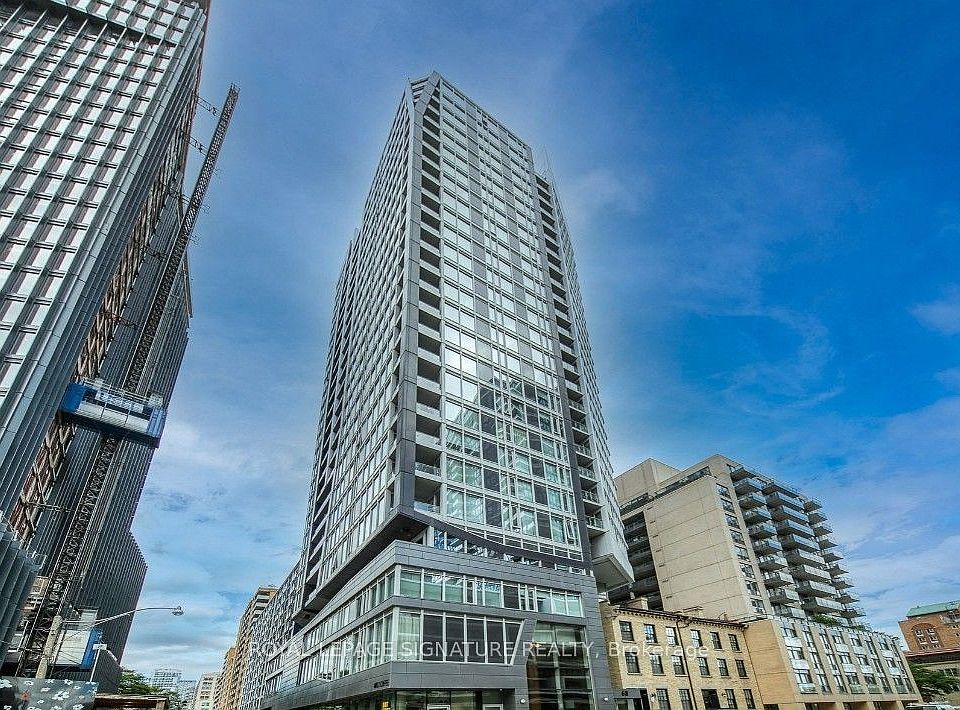 1st image of 68 Shuter St #610