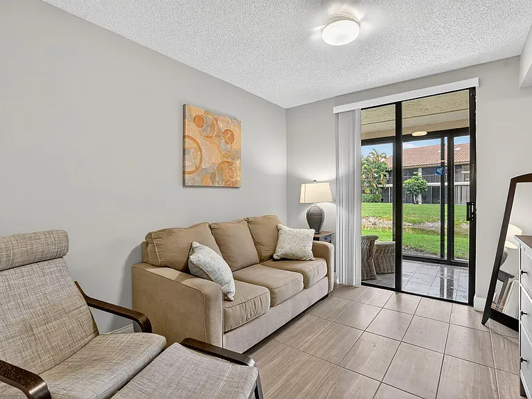 7773 La Mirada Dr — Photo 25