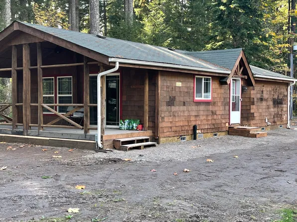 108 Shady Ln, Packwood, WA 98361