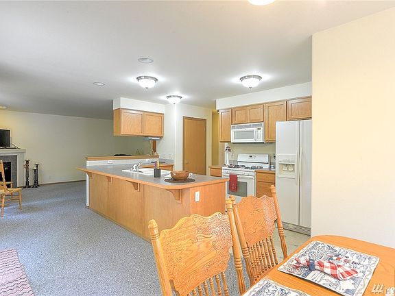 2nd image of 17941 W Clear Lake Blvd SE