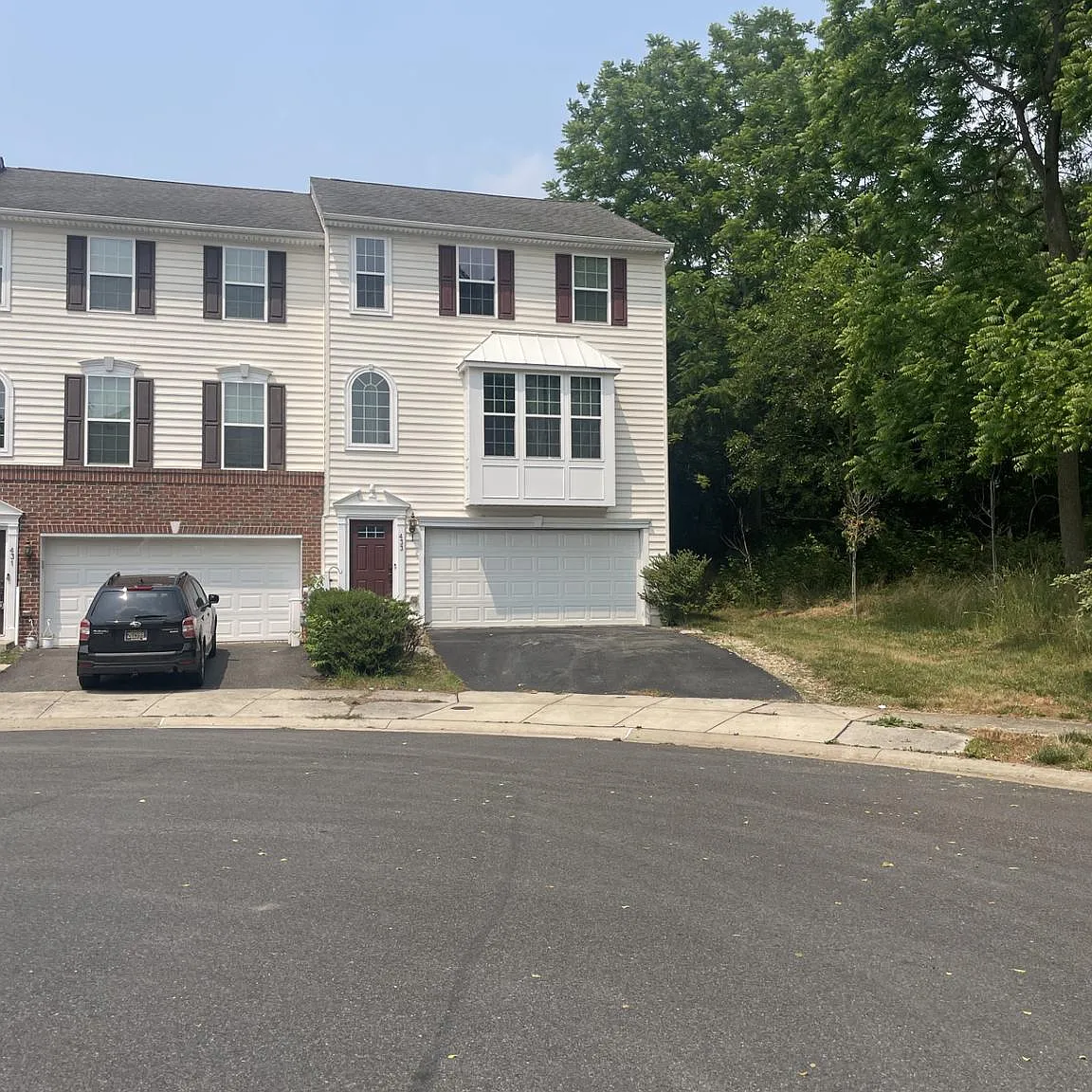 3 bed, 2.5 bath, 2200 sqft, $2,750 — Photo 1