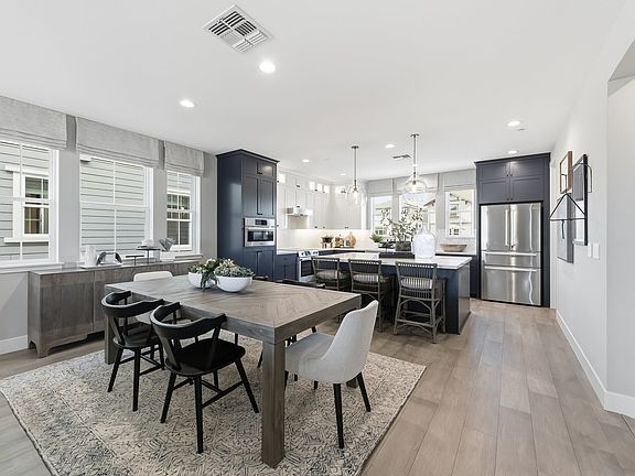 Verdello at Arroyo Crossings in Livermore, CA by Trumark Homes I Verdello Residence 3 Model I Kitche