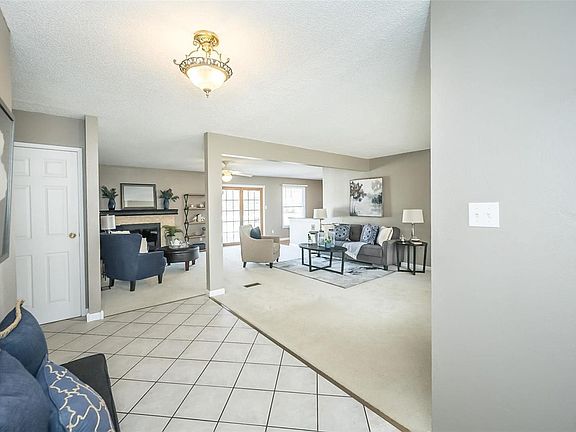 2nd image of 252 Essex Mill Dr