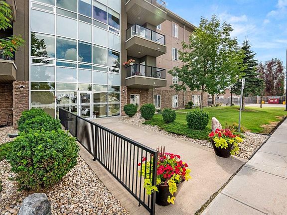 3rd image of 5305 NE 14th St #403