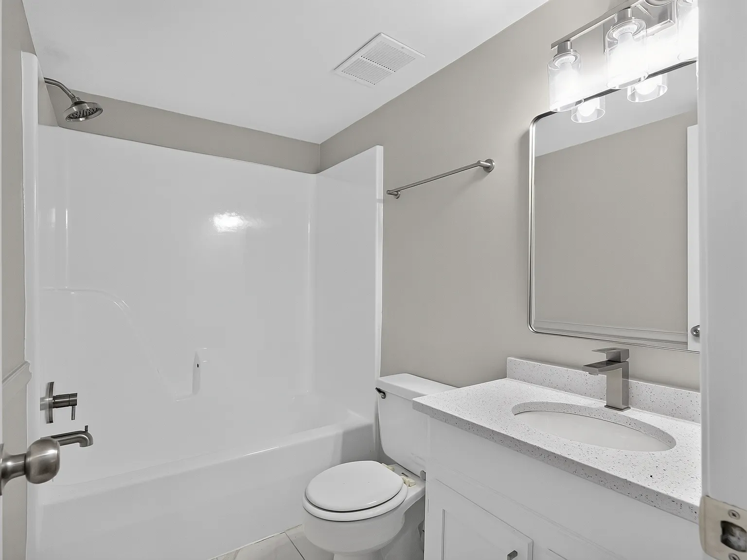 Northridge Apartments — Photo 3