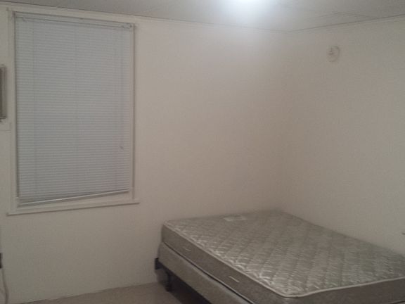 5th image of 1715 Grainger Ave