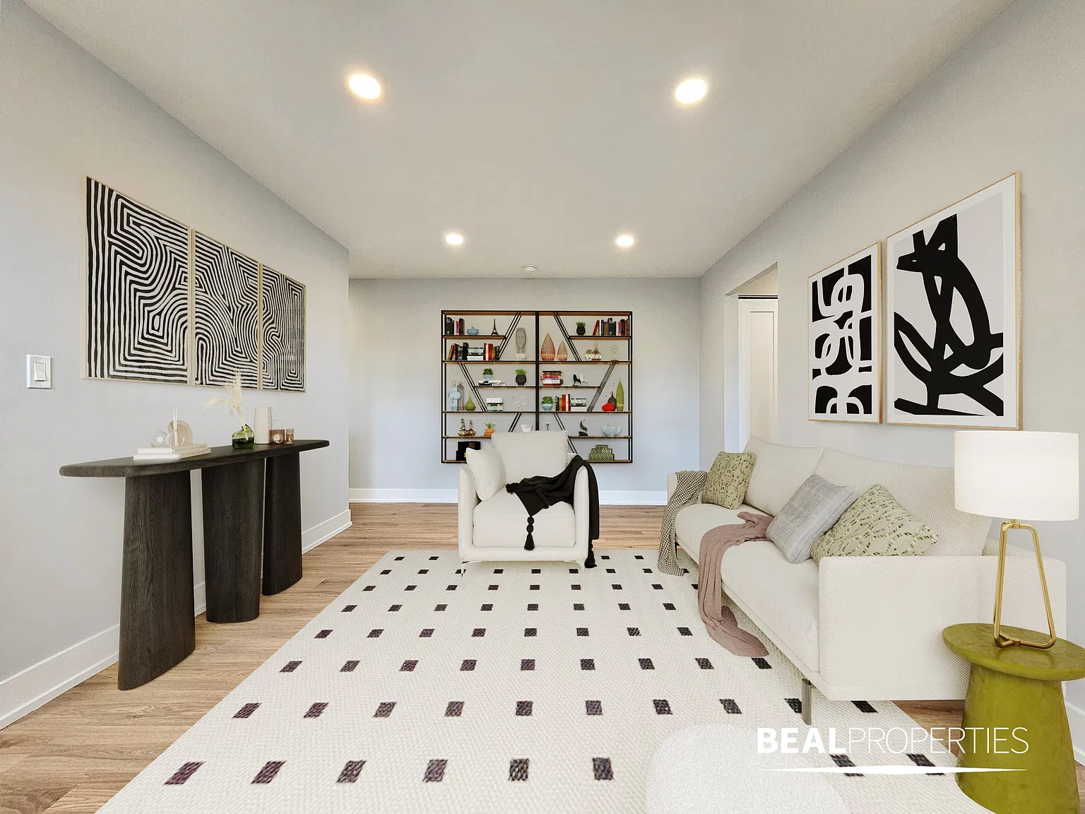 530 W. Aldine — Photo 3