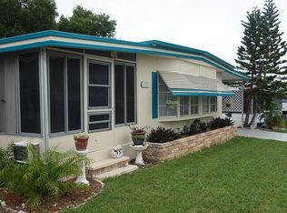 13153 Orange Ave, Grand Island, FL 32735