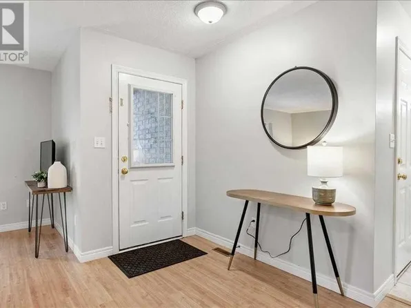 63 Georgian Meadows Dr #1A, Collingwood, ON L9Y 5H4