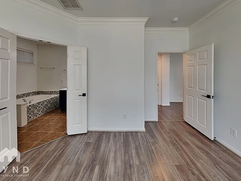 2809 Winding Shore Ln — Photo 18