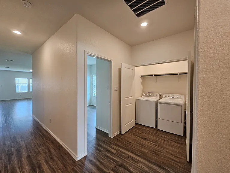 228 Gabriels Bluff Dr — Photo 16