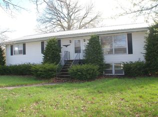 300 Mechanic St, Fayette, IA 52142