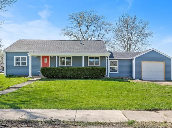 54 West St, Mulberry, IN 46058