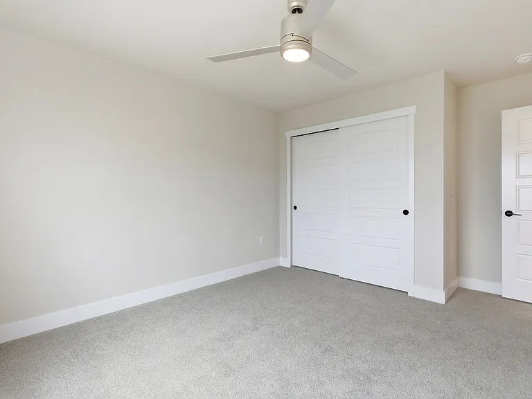 7389 Knapp Dr — Photo 30