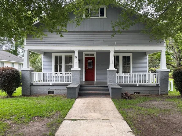 611 Park Ave N, Tifton, GA 31794