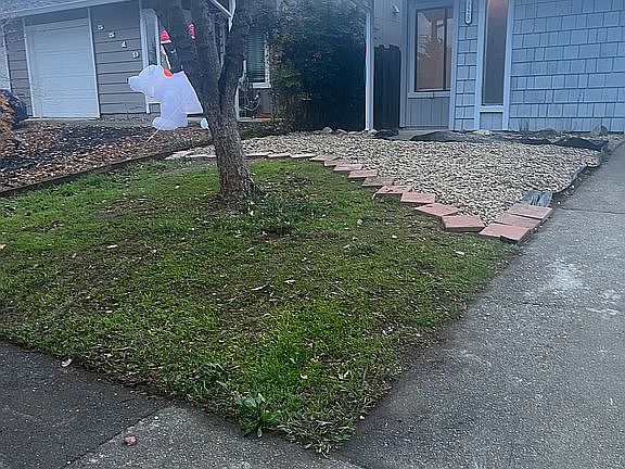 5th image of 5525-5527 E Knoll Dr