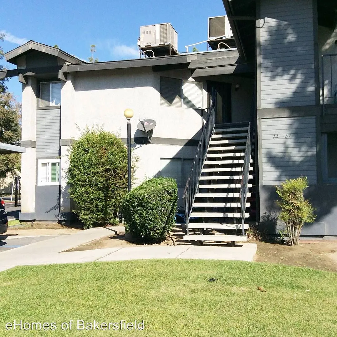 4701 Beechwood St APT 44 photo 1