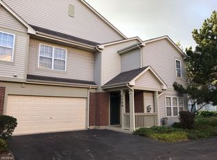 2280 Vanderbilt Dr, Geneva, IL 60134
