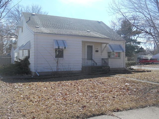 1st image of 1528 Midway Dr