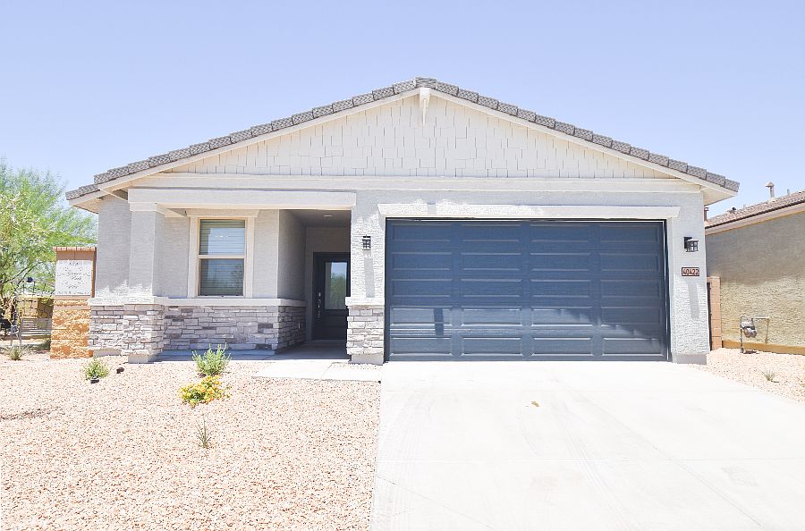 1st image of 40422 W Jenna Ln