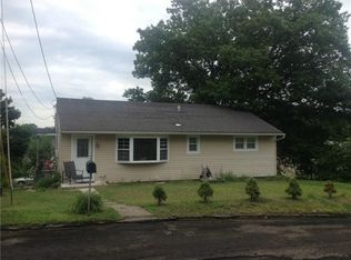 2 Highview Ave, Middletown, NY 10940