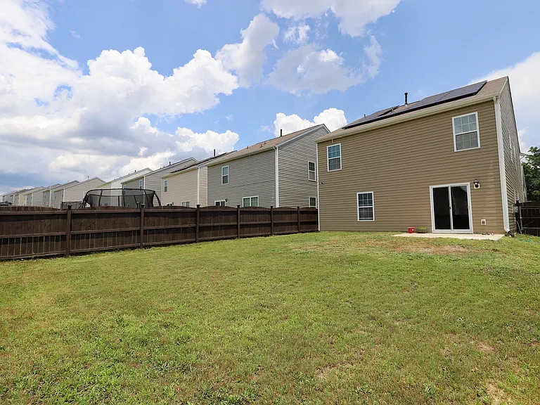 2037 Elmridge Rd — Photo 86