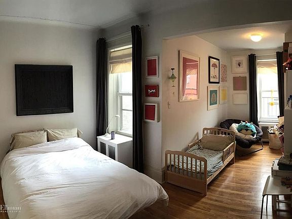 3rd image of 442 15th St APT 4L