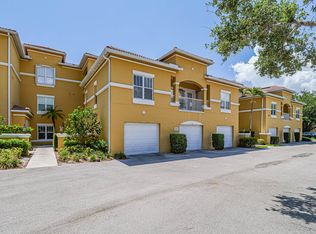 5015 Fairways Cir APT A306, Vero Beach, FL 32967