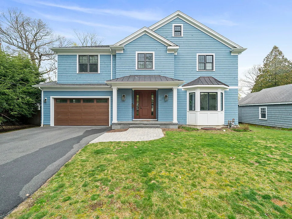 11 Woodhaven Rd