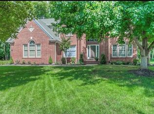 3340 W 143rd Ter, Leawood, KS 66224