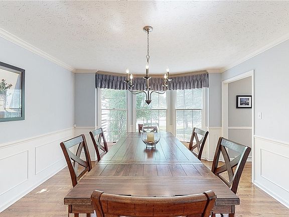 4th image of 7750 Salem Cir