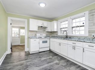 1208 Saratoga Dr, Charlotte, NC 28208