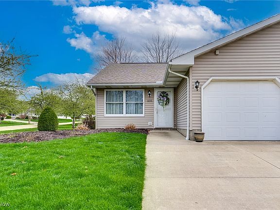 3rd image of 235 W Heatherwood Dr