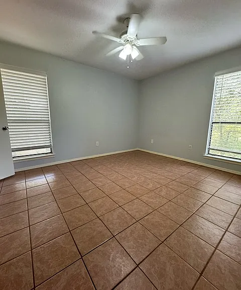 239 Craddock Ave #B — Photo 50