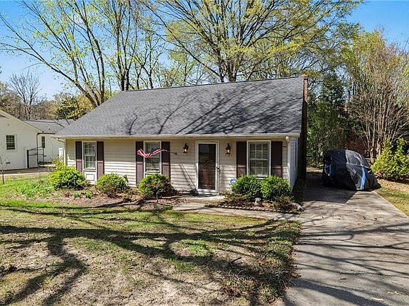 2nd image of 4724 Pennoak Rd