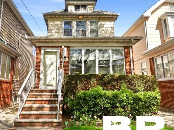 1121 E 32nd St, Brooklyn, NY 11210