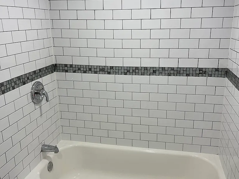 Evans Ave — Photo 16