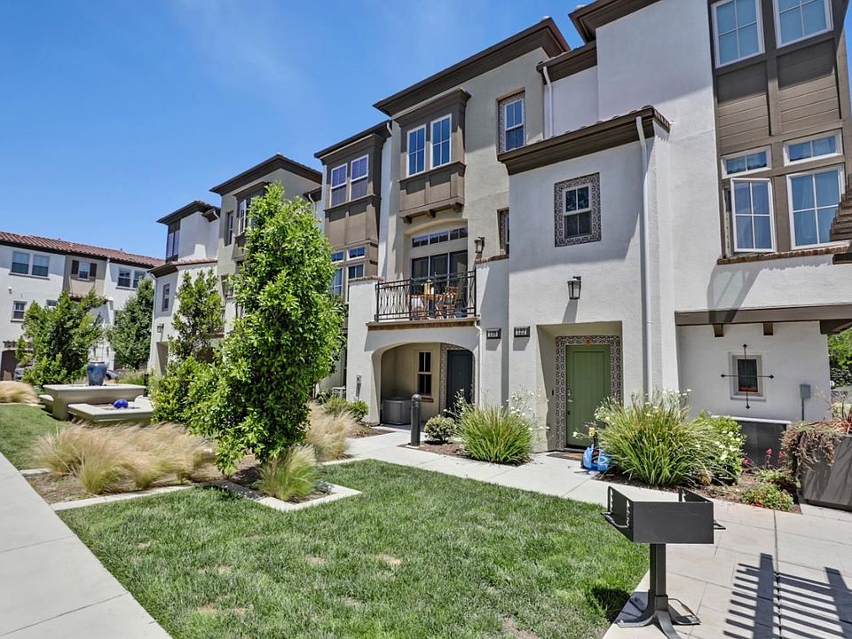 1st image of 120 Sonoma Ter