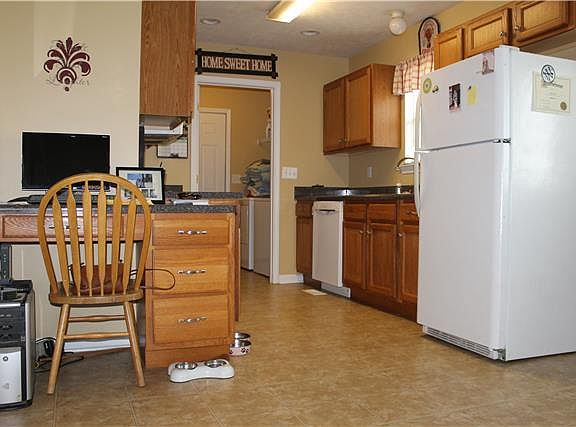 5th image of 3006 Darcy Ln