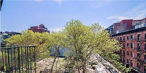 Rented by WIRE International Realty
