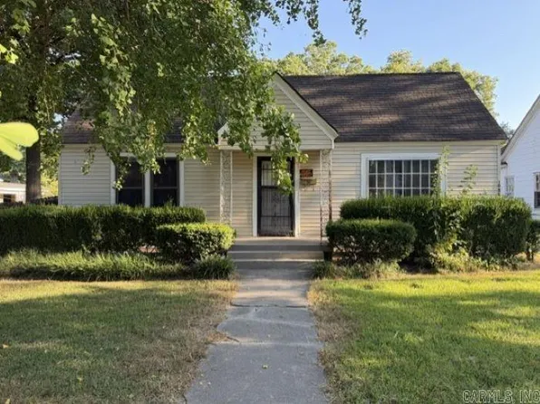 1059 Holly St, Blytheville, AR 72315