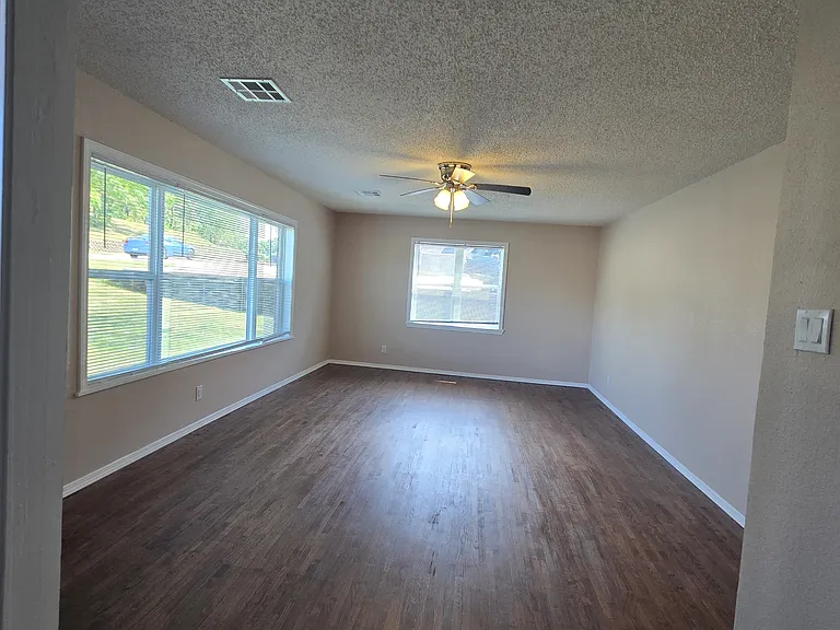 3530 Old Greenwood Rd — Photo 12