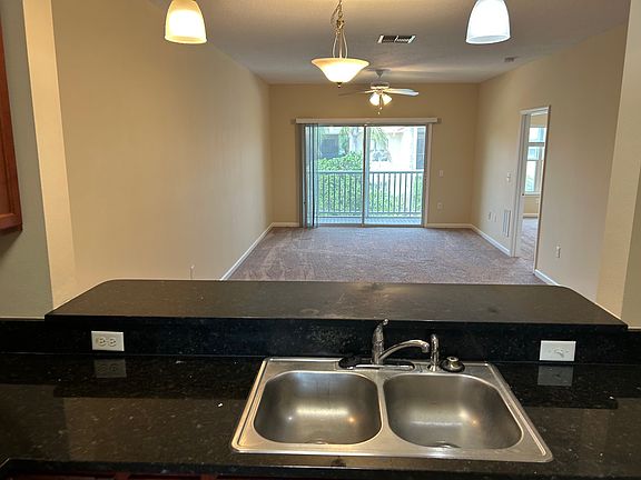 3rd image of 405 Bouchelle Dr APT 214