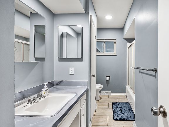 4th image of 5853 Benalex Dr
