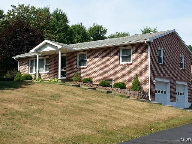 1st image of 647 Moorestown Dr