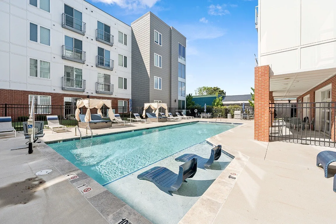 The Point on 38th Apartments — Photo 3