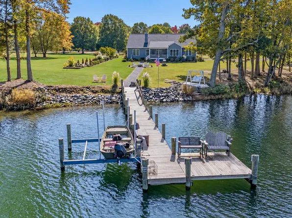 1107 Harding Rd, Heathsville, VA 22473