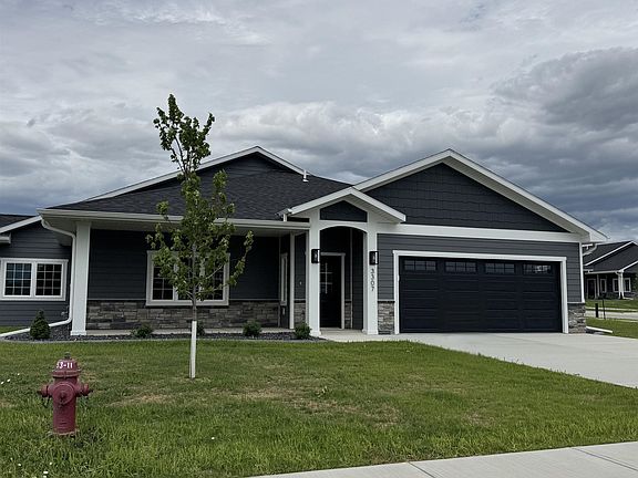 2nd image of 3307 Dover Dr