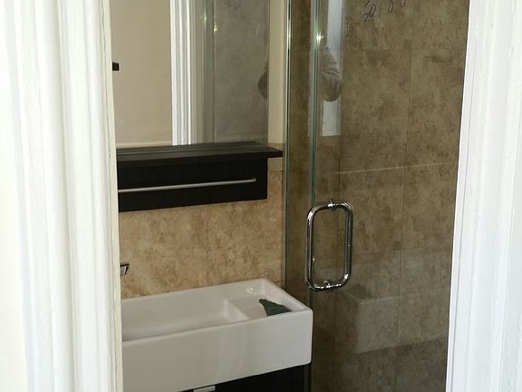 5th image of 3816 Review Pl APT 6G