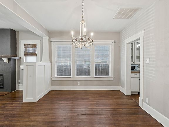 4th image of 2111 Washington Ave